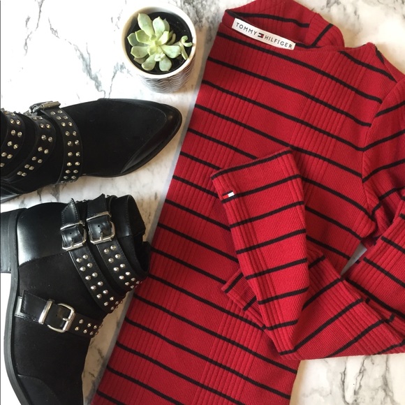 Tommy Hilfiger Ribbed Striped Long Sleeve Top-Sz.M - Picture 2 of 8